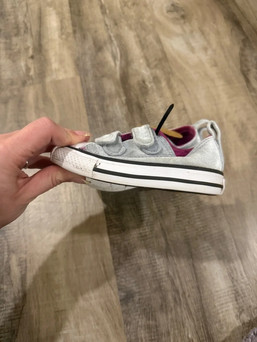 Children's Silver Velvet Sneakers with Pink Lining - Converse Allstar size 6